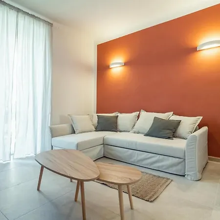 Lovely Oasi X7 - Near Station Apartamento *